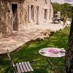 Proche Puydufou - Maison La Rouliere *