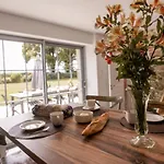 Proche Puydufou - Maison La Rouliere *