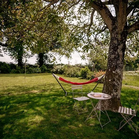 度假居 Proche Puydufou - Maison La Rouliere