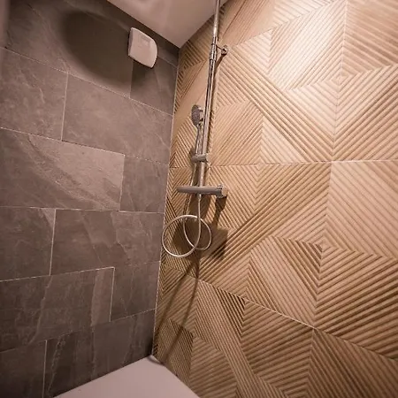 Hébergement de vacances Proche Puydufou - Maison La Roulière *